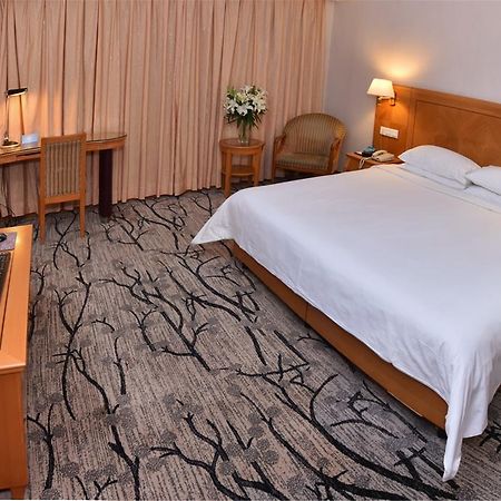 Starway Zhuhai Bihai Hotel Экстерьер фото